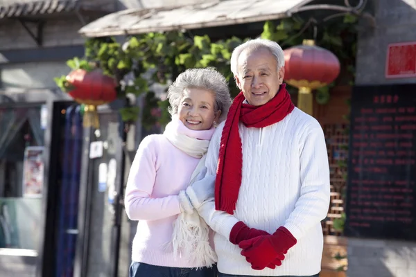 Portrait of senior couple — Stock Photo, Image