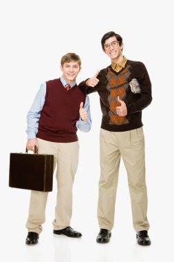 Ok işaret gösteren geeks