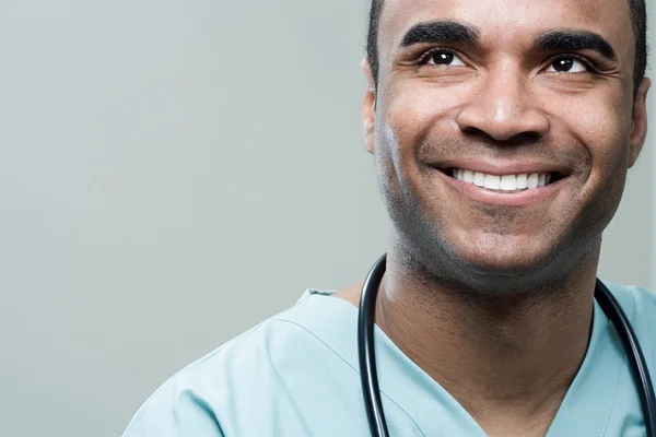 Zadowolony mężczyzna chirurg — Zdjęcie stockowe