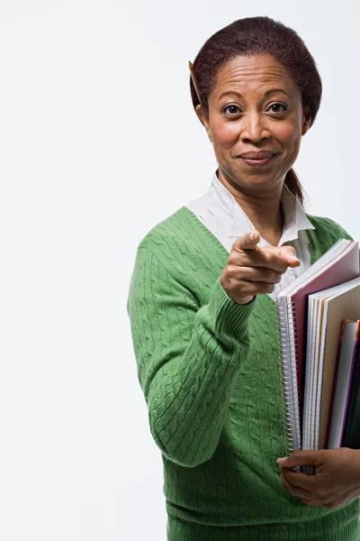 Portrait de l'enseignant tenant des livres — Photo