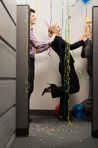 Büroangestellte beim Conga — Stockfoto