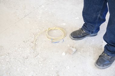 İnşaat ev inşaatçılar bacaklar