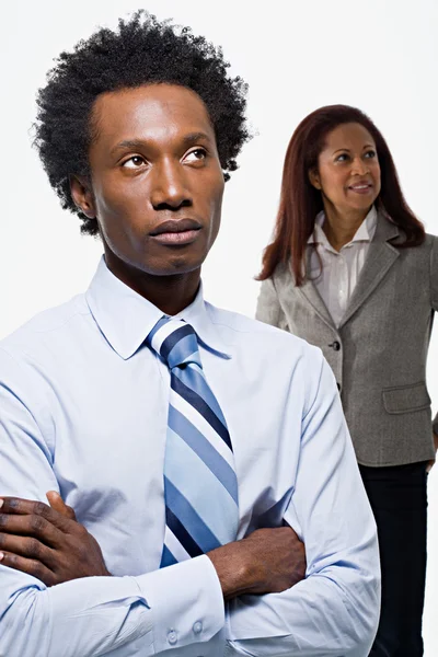 Twee Afro-Amerikaanse kantoorpersoneel — Stockfoto