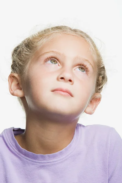 Porträtt av en ung flicka — Stockfoto