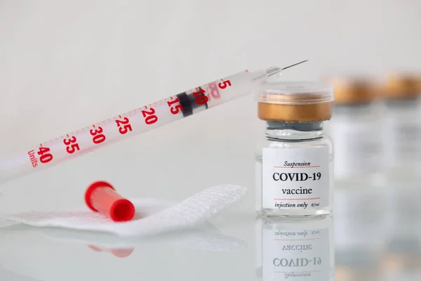 Vial Covid Vaccine Syringe 图库图片