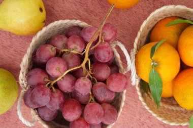 Taze pembe üzüm