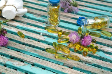 Thistle petrol softgels süt ve süt thistle çiçekleri