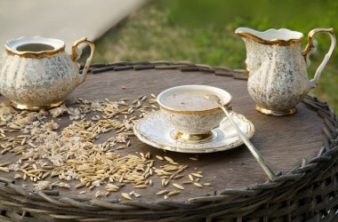 Sağlıklı kahvaltı içki