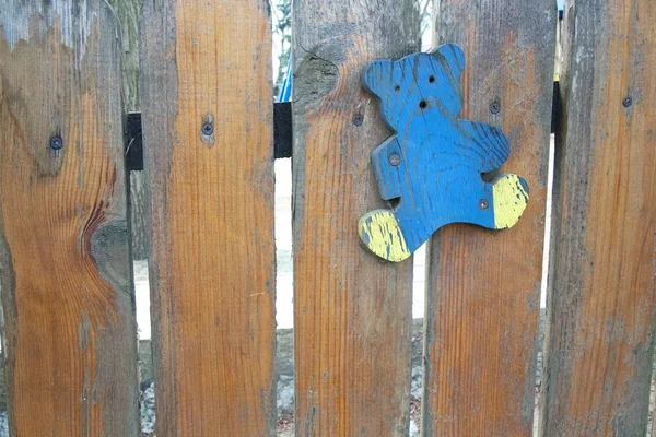 Valla de madera de un parque infantil —  Fotos de Stock