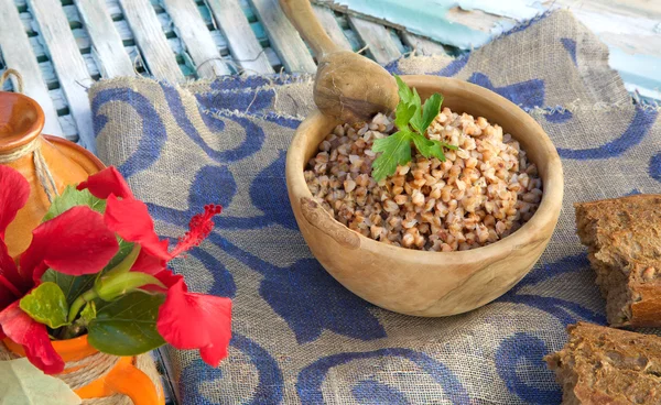 Healthy  meal: boiled buckwheat cereal — Stock Photo, Image