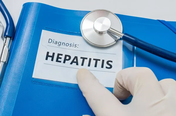 Carpeta azul con diagnóstico de hepatitis C . —  Fotos de Stock