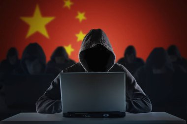 Trol çiftliğinde bir sürü Çinli hacker var. Gizlilik ve güvenlik kavramı.