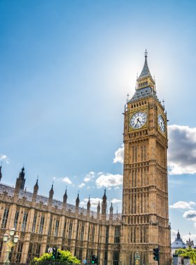 Big Ben Londra'nın arkasında güneş