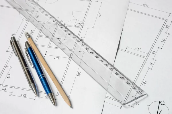 Ev - cetvel ve mimari drawin üzerinde kalem ölçümü — Stok fotoğraf