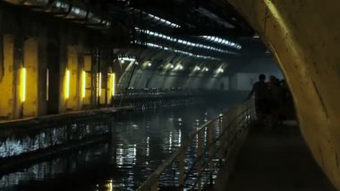 Bunker denizaltıları için.
