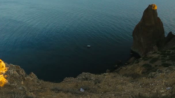 Le paysage marin de Crimée avec la hauteur — Video