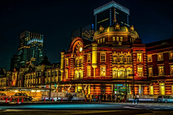 Upptändning Tokyo Station Nattutsikt — Stockfoto