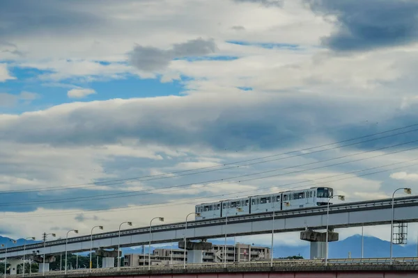 Data Ponte Tama Monorail Noite — Fotografia de Stock
