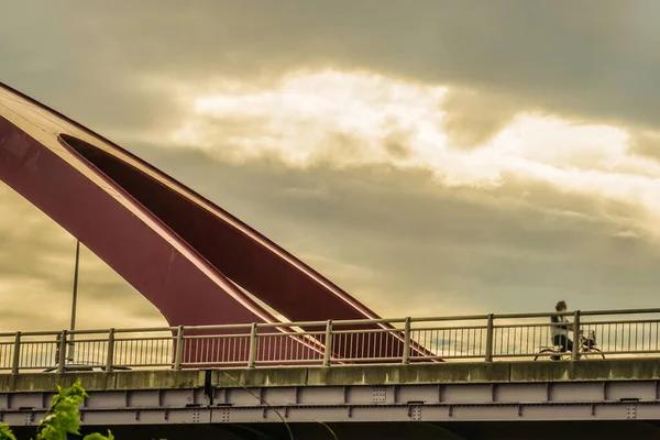 Tama Brücke Und Abenddämmerungshimmel — Stockfoto