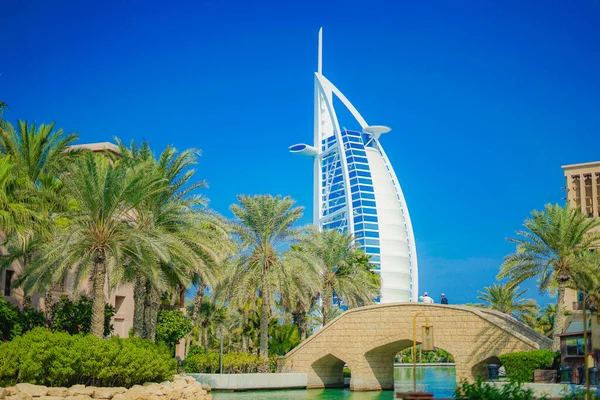 Burj Arab Cielo Azul Emiratos Árabes Unidos Dubai — Foto de Stock