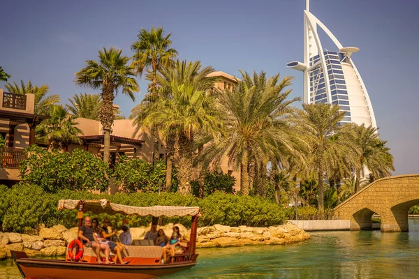 Burj Arab Cielo Azul Emiratos Árabes Unidos Dubai — Foto de Stock