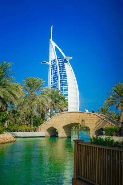 Burj Arab Cielo Azul Emiratos Árabes Unidos Dubai — Foto de Stock