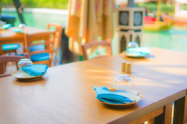 Riverside Restoranı (Birleşik Arap Emirlikleri). Çekim Konumu: Dubai