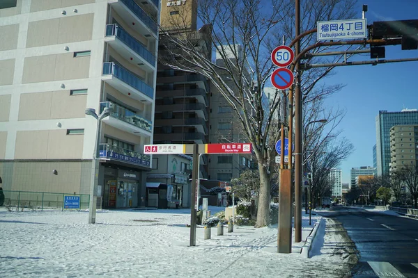 仙台駅東口には雪が積もっている 撮影場所 宮城県仙台市 — ストック写真