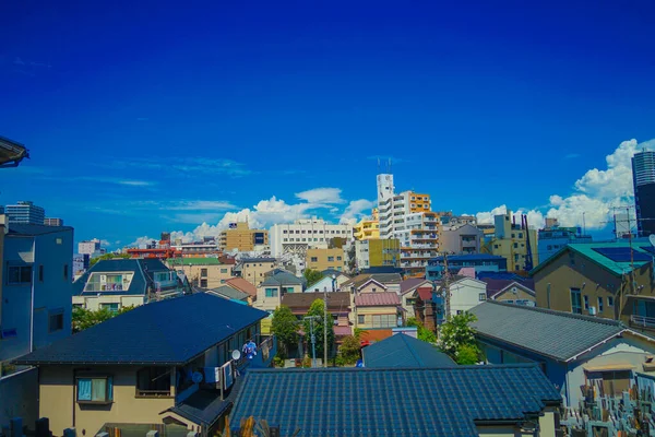 横浜みなとみらいのビル群と青空 撮影場所 神奈川県横浜市 — ストック写真