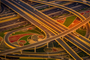 Otoyol Bacel 'i (Birleşik Arap Emirlikleri / Dubai). Çekim Konumu: Dubai