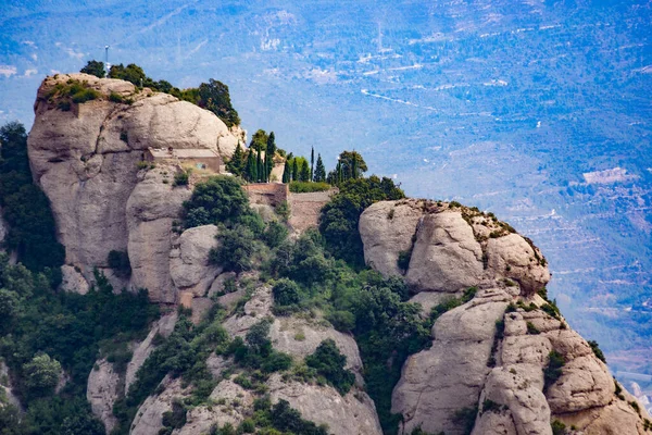 蒙特塞拉特奇异的岩石 西班牙巴塞罗那 射击地点 西班牙巴塞罗那 — 图库照片