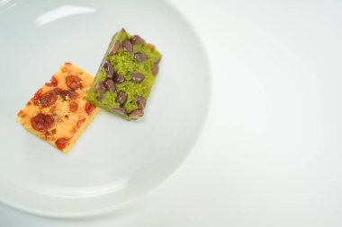 Beyaz plakalı browni. Çekim yeri: Yokohama-şehir kanagawa ili