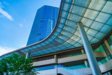 Takanawa Gateway İstasyonundaki modern binalar