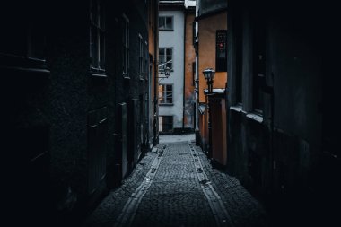 Gamla Stan 'in dar sokakları