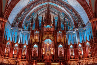 Ana sunak ve mavi tavan resmi