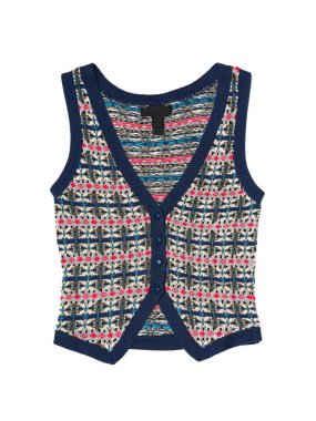 Beyaz arkaplanda izole edilmiş renkli yün yelek