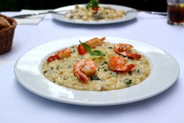 Kaplan karides ve özel Arborio pirinç lezzetli risotto