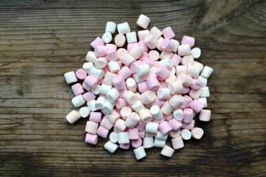 Çok küçük lokum gibiydi