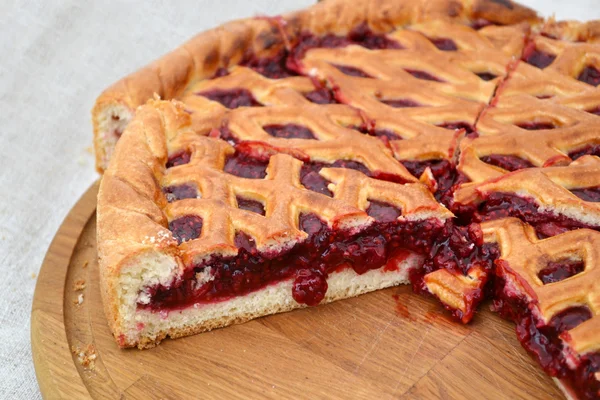 Hagyományos amerikai berry pie arany tészta — Stock Fotó