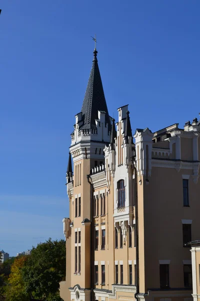 Castello di Riccardo Cuor di Leone sulla Discesa Andriyivskyy in Kiev — Foto Stock