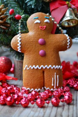 Noel ağacı ve kurabiye adam zencefil ekmek yaptı