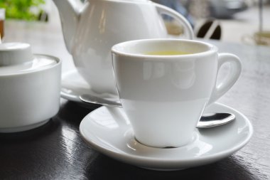 Bitkisel çay ile beyaz çay seti