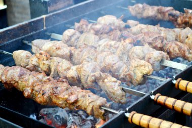 Duman ızgara ızgara kebab