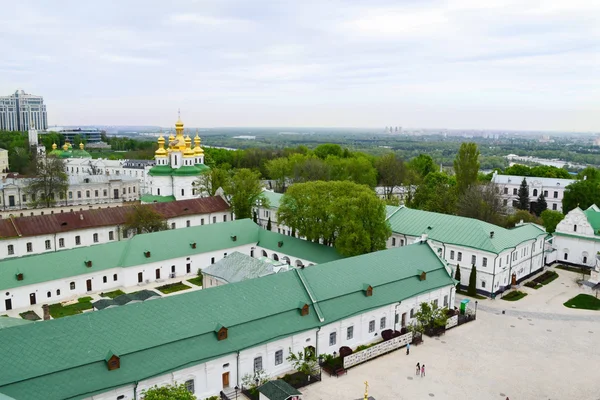 KYIV, UKRAINE - MAY 9, 2015: Kiev (Kyiv) Pechersk Lavra Monastery in Kyiv, Ukraine — Stock Photo, Image