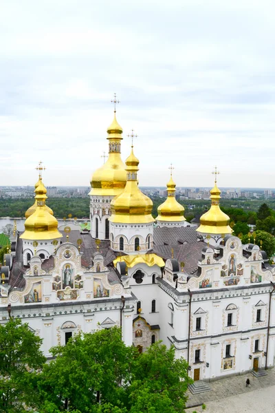 QUIIV, UCRÂNIA - 9 de maio de 2015: Mosteiro de Kiev (Kiev) Pechersk Lavra em Kiev, Ucrânia — Fotografia de Stock