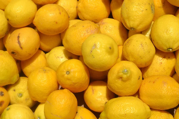 Lots of yellow lemons — Stock Photo, Image