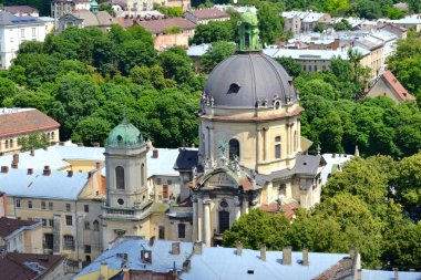 Lviv, Ukrayna - 29 Haziran 2015: cityscape TOPVIEW Lviv şehir merkezinin