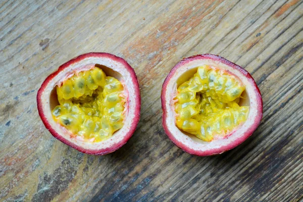 Passionfruit on a wooden table — Stock Photo, Image