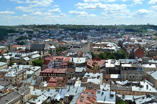 LVIV, UKRAINE - JUNE 29, 2015 cityscape topview of Lviv downtown — Stock Photo, Image