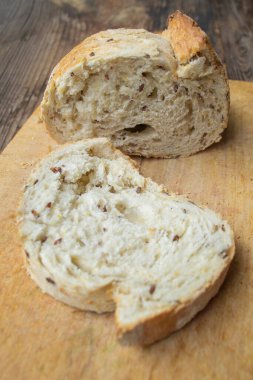 Ev yapımı taze pişmiş lezzetli ekmek.